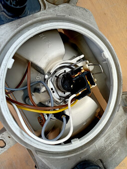 Predam svetla na VW golf, vento - 10