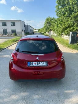 Predam Peugeot 208 1.0 benzin najazdene 40tisic km nová STK - 10