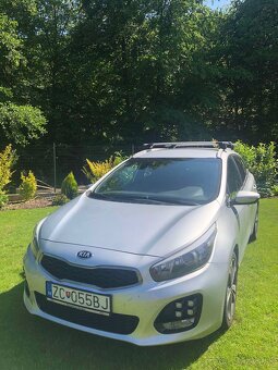KIA Ceed SW 1,6 CRDI GT-Line - 10