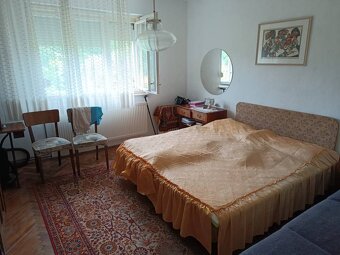 Dom so záhradou a ovocnými stromami na pokojnom mieste – Nov - 10