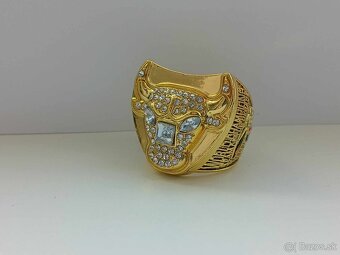 Basketbalové NBA prsteny - 10