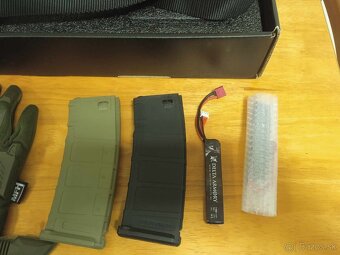 Airsoftova vybava - 10