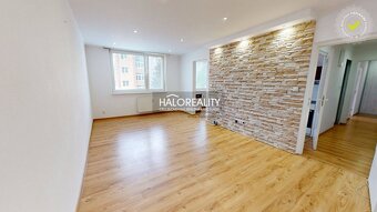 HALO reality - Predaj, trojizbový byt Trstená, v centre - ba - 10