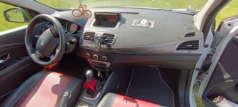 Renault Megane 3 Grandtour 1.5 dCi - 10