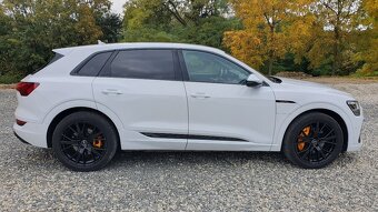 Audi E-tron 55 Quattro S-Line odpočet DPH VIDEOOBHLIADKA - 10