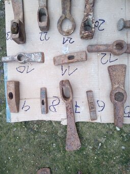 Staré náradie kladivá - 10