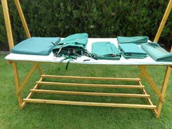 DREVENÝ PREDAJNÝ REMESELNÝ STÁNOK - 10