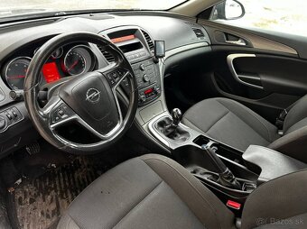 Opel Insignia 2.0 CDTI - 10