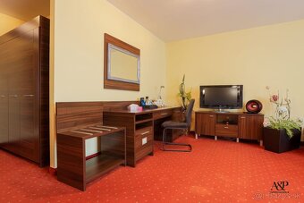 NA PREDAJ ŠTÝLOVÝ HOTEL V ATRAKTÍVNEJ LOKALITE, HURBANOVA UL - 10