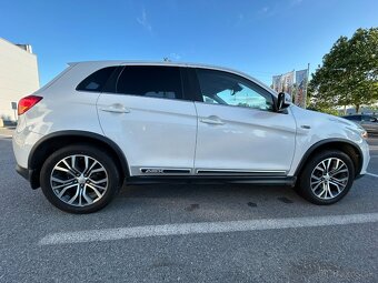 Mitsubishi ASX 1.6 MIVEC Inform - 10