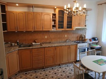 ZĽAVAZachovalý rodinný dom v Hronskom Beňadiku - 10