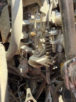 Mitsubishi L200 2,5 Td UŽ NEREZERVUJEM  - 10