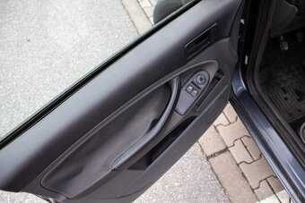 Ford C-Max 1.6 TDCi / 66kW. / M5 / 2008 - 10