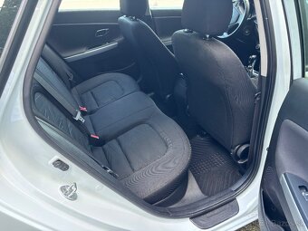 Kia ceed sw - 10