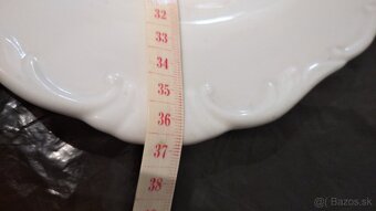 Veľké oválne porcelánové taniere a pokrievka - 10