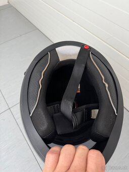 Helma Harley-Davidson so zabudovaným komunikátorom Bluetooth - 10