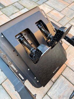 Herný Simulátor F1/Gt Next Level Racing F-GT Cocpit - 10