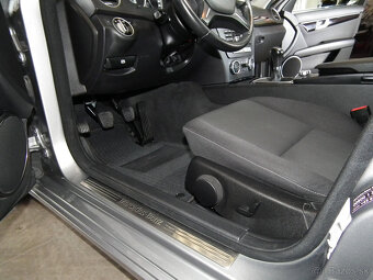 Mercedes-Benz C220 - 10