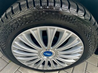 Ford Fiesta - 10