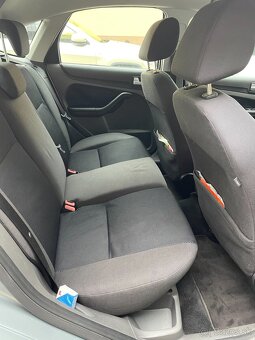 Ford Focus MK2 2005 2.0 TDCi - 10
