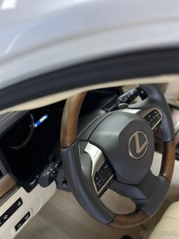 Lexus LX 450D - 10