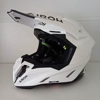 Motokrosová přilba Airoh Twist 2.0 - 10