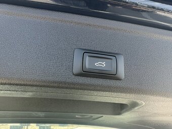 Audi A4 Avant 40 2.0 g-tron S tronic - 10