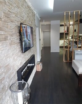 Na prenájom 2,5izbový byt s terasou a parkingom 900,- Eur - 10