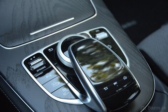 Mercedes E trieda Kombi 2.0 Hybrid – Diesel+ Phev 300e - 10