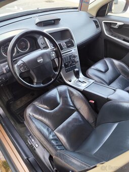 Volvo XC60 2.4 4x4 - 10