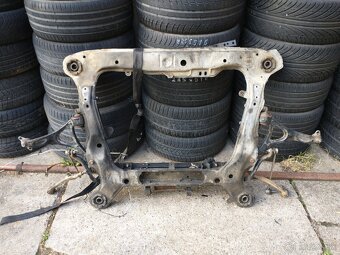 Rozpredam volvo xc90 136kw d5 rok 2006 - 10