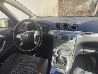 Ford S-max - 10
