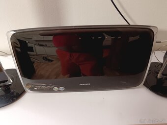 Samsung - 10