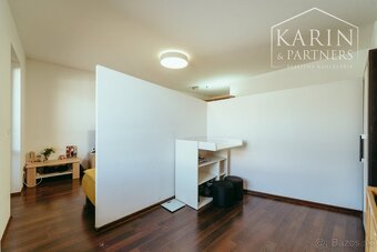 1i BYT NA PRENÁJOM, SNP, HOLÍČ - 10