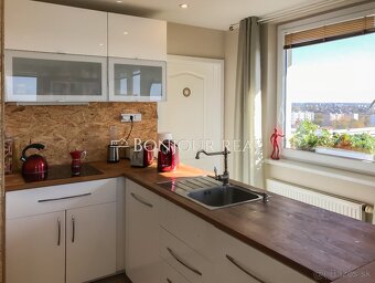 NOVÁ CENA:3-IZBOVÝ PENTHOUSE OBKLOPENÝ TERASAMI V TRNAVE - 10