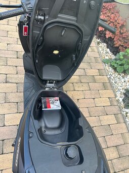 Aprilia sxr 50 - 10