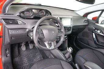 25- PEUGEOT 208, 2019, benzín, 1.2i Signature, 61 kW - 10