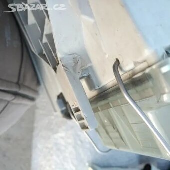 Predni svetlo Skoda Octavia 2 II prave pravy - 10