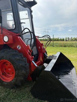 Predám nakladač UNC 060 ZTS - 10