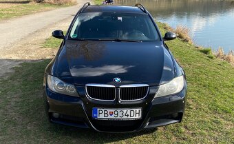 BMW E91 320d 120kw Manuál - 10