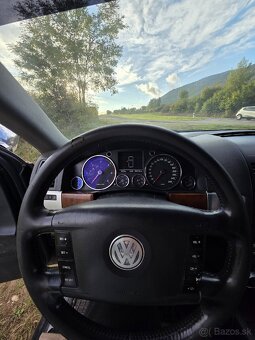 Volkswagen Touareg 2.5 TDI - 10