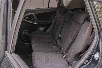 Toyota RAV4 2.2l D-4D 150 Sol - 10