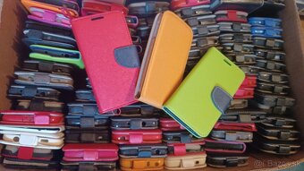 Približne 600ks puzdier na mobilné telefóny - 10