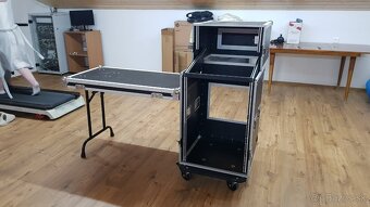 Predam Pult pre DJ alebo zvukára - 10