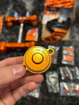 Ktm exc/ sx cnc diely, chrániče, six days, powerparts - 10