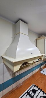 Masívna rustikálna kuchyna - 10