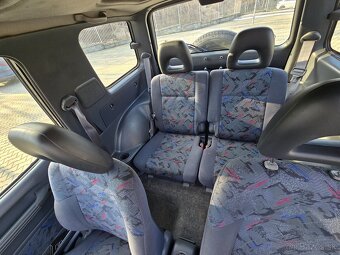 Toyota Rav4 2.0i - 10