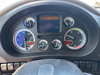 DAF XF XF105.460 6x2 - 10