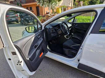 Renault clio 1.5 dCi r.v 2012 - 10