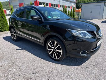 Nissan Qashqai 1.6 dCi 4x4-i Premier - 10